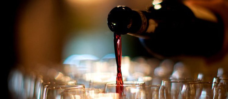 wine-holiday_466565340512667800d024